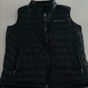 Columbia Black Puffer Vest